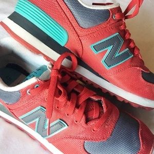 New Balance 574 Women’s Sneaker 7.5